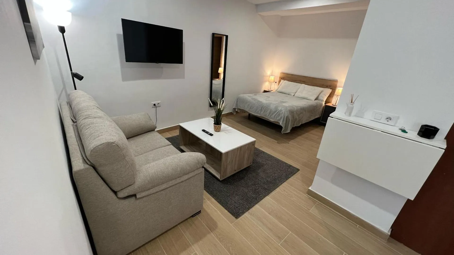 G&H Apartments - Apartamento Porvenir 赫雷斯