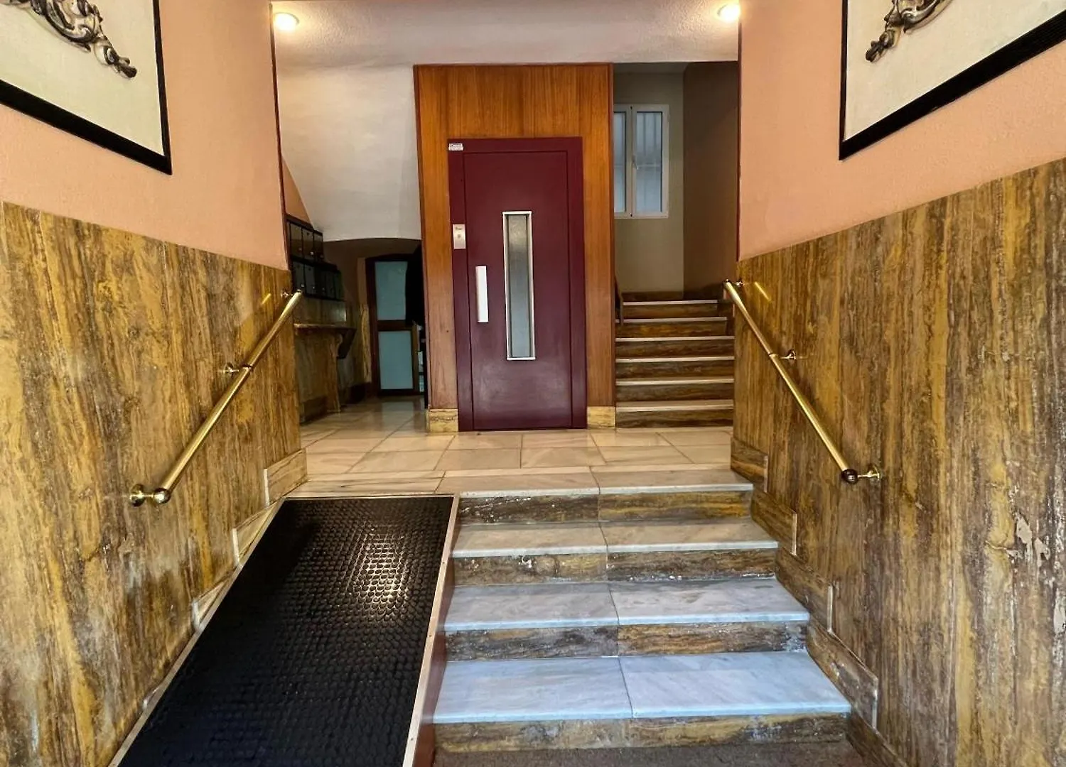 G&H Apartments - Apartamento Porvenir 赫雷斯 0*,